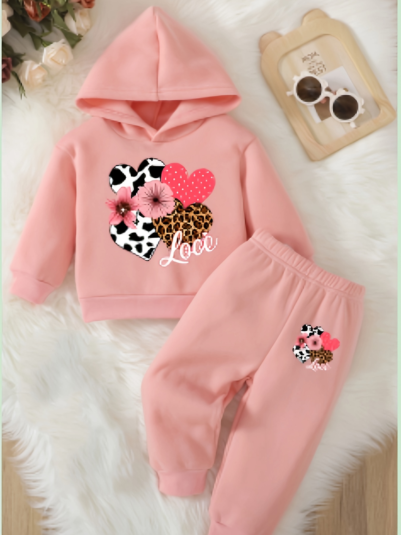 Baby Girl Love Love Flower Pat - đánh giá và giá Plant Parent Hoodie